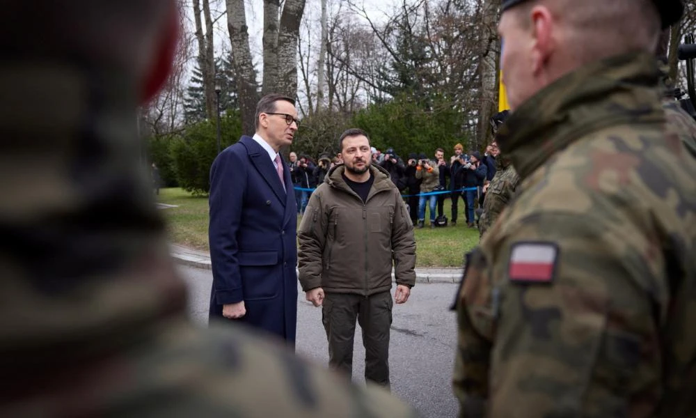 "Δώρο" στον Πούτιν: Πώς η διαμάχη Πολωνίας-Ουκρανίας "ράγισε" την ευρωπαϊκή "ενότητα"- Τριγμοί σε ΕΕ-ΝΑΤΟ για την υποστήριξη στο Κίεβο